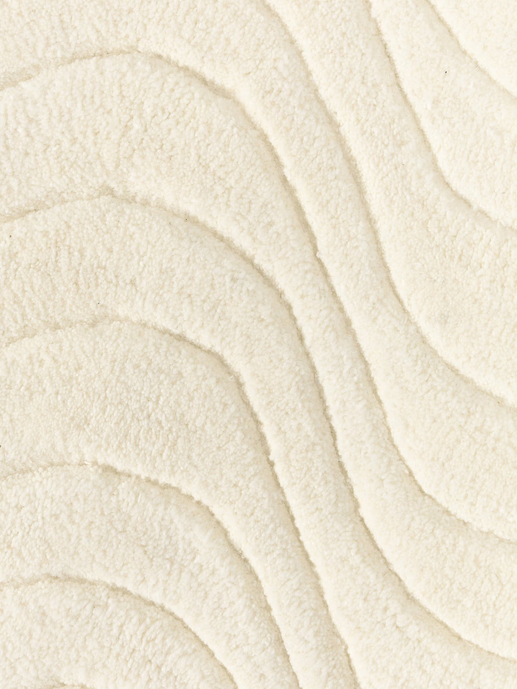 Aliza Organic-Shaped Hand-Tufted Wool Rug