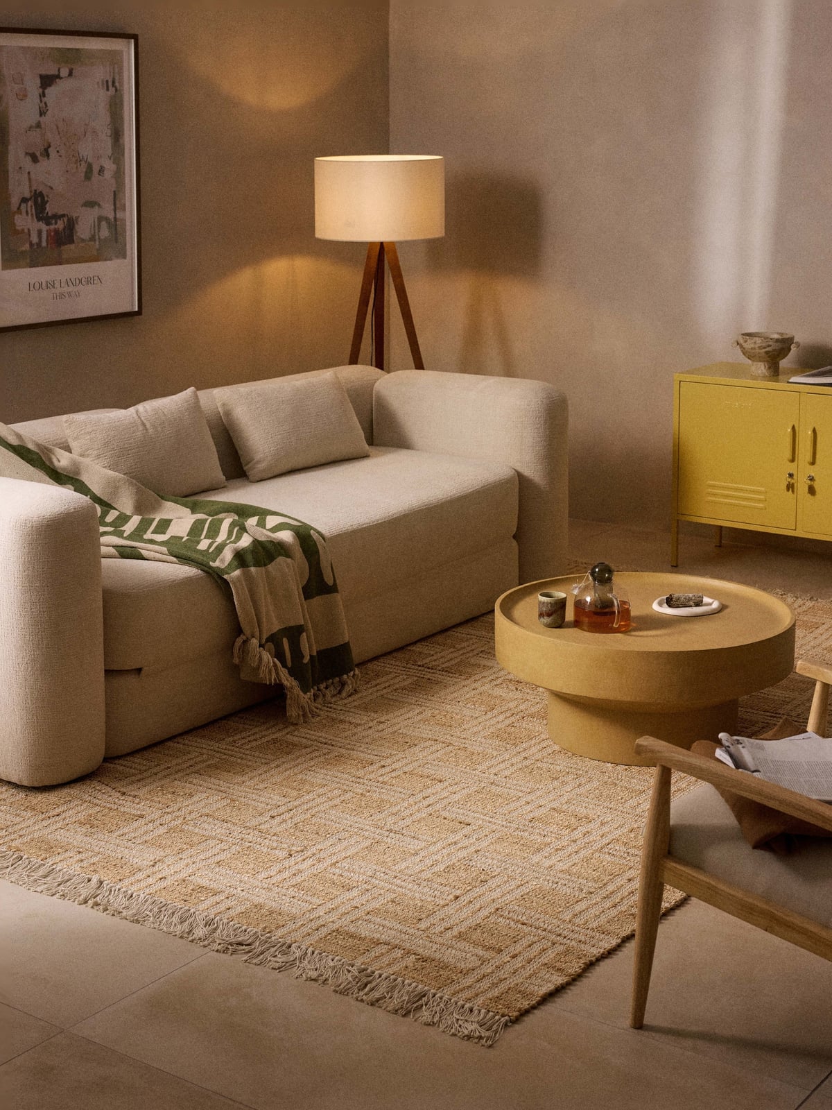 Almir Handwoven Jute Rug with Fringes