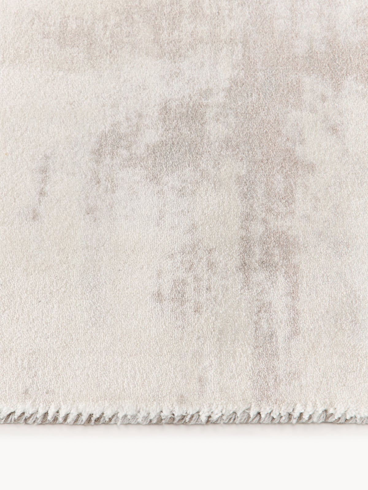 Aviva Low-Pile Rug