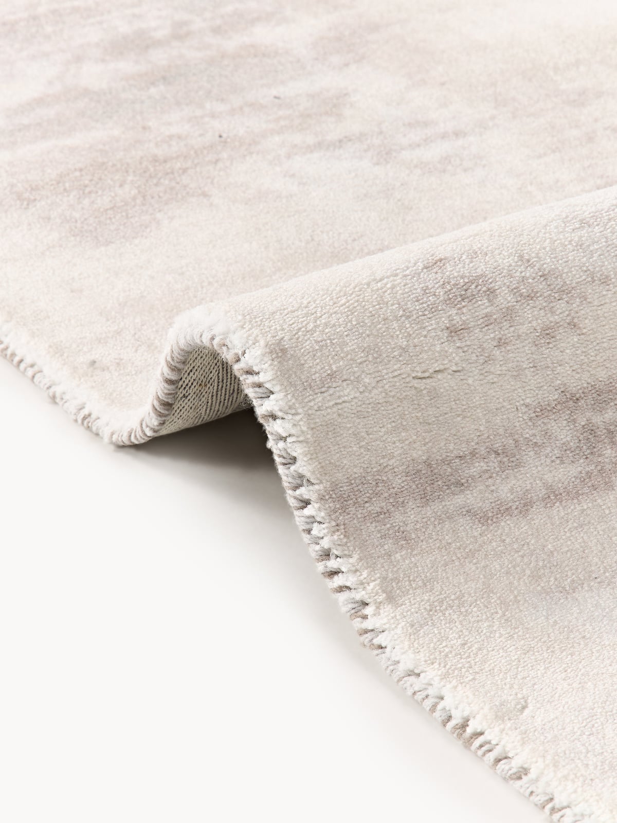 Aviva Low-Pile Rug