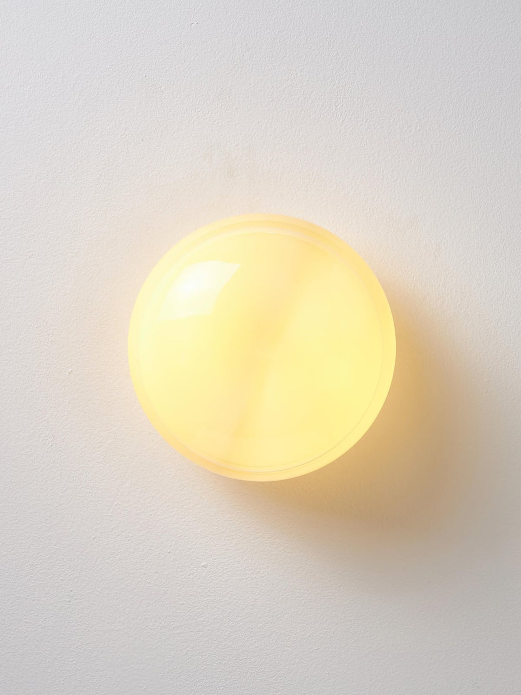 Baya Opal Glass Wall Lamp