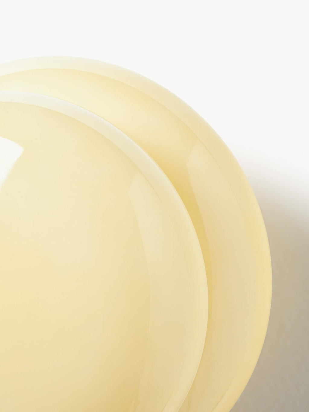 Baya Opal Glass Wall Lamp