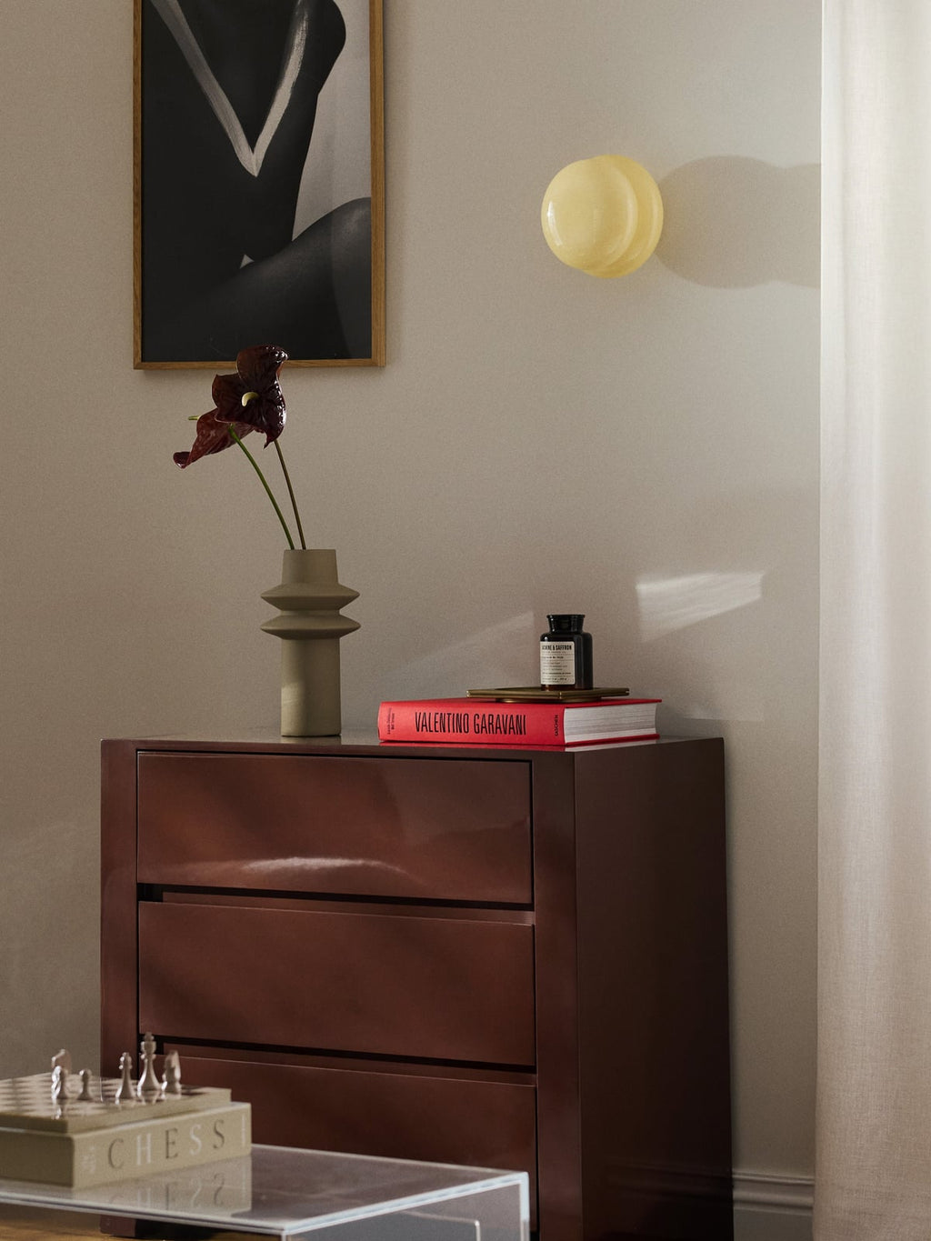Baya Opal Glass Wall Lamp