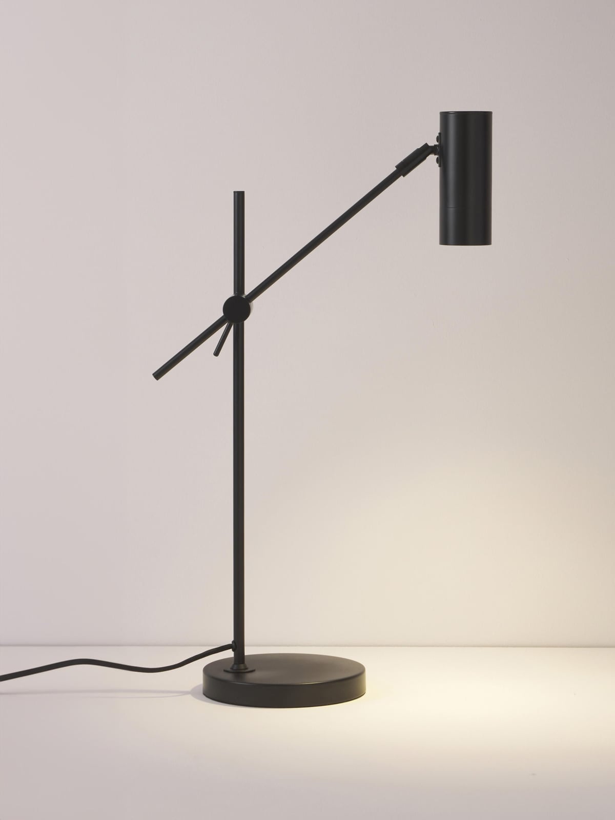 Cassandra Desk Lamp