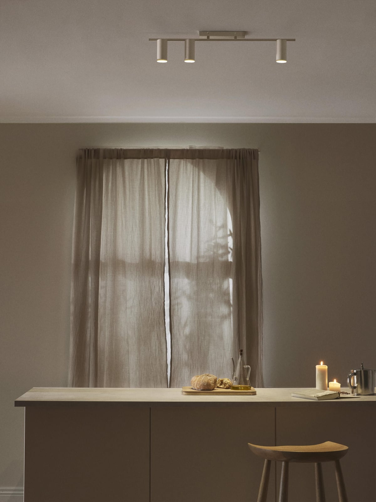 Cassandra Large Ceiling Spotlight