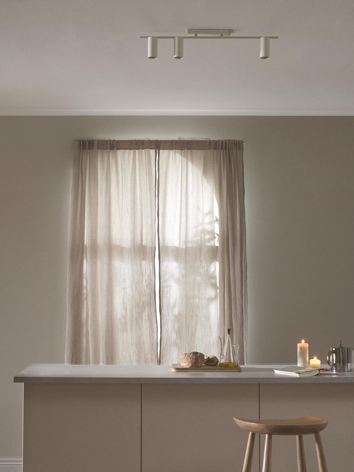 Cassandra Large Ceiling Spotlight