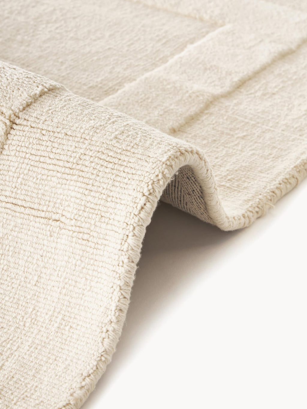 Dania Hand-Woven High-Low Cotton Rug