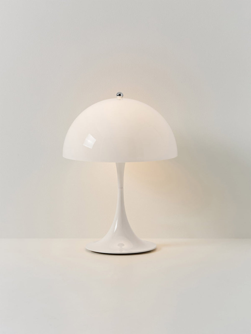Dimmable Portable LED Table Lamp Panthella 250, Design Verner Panton
