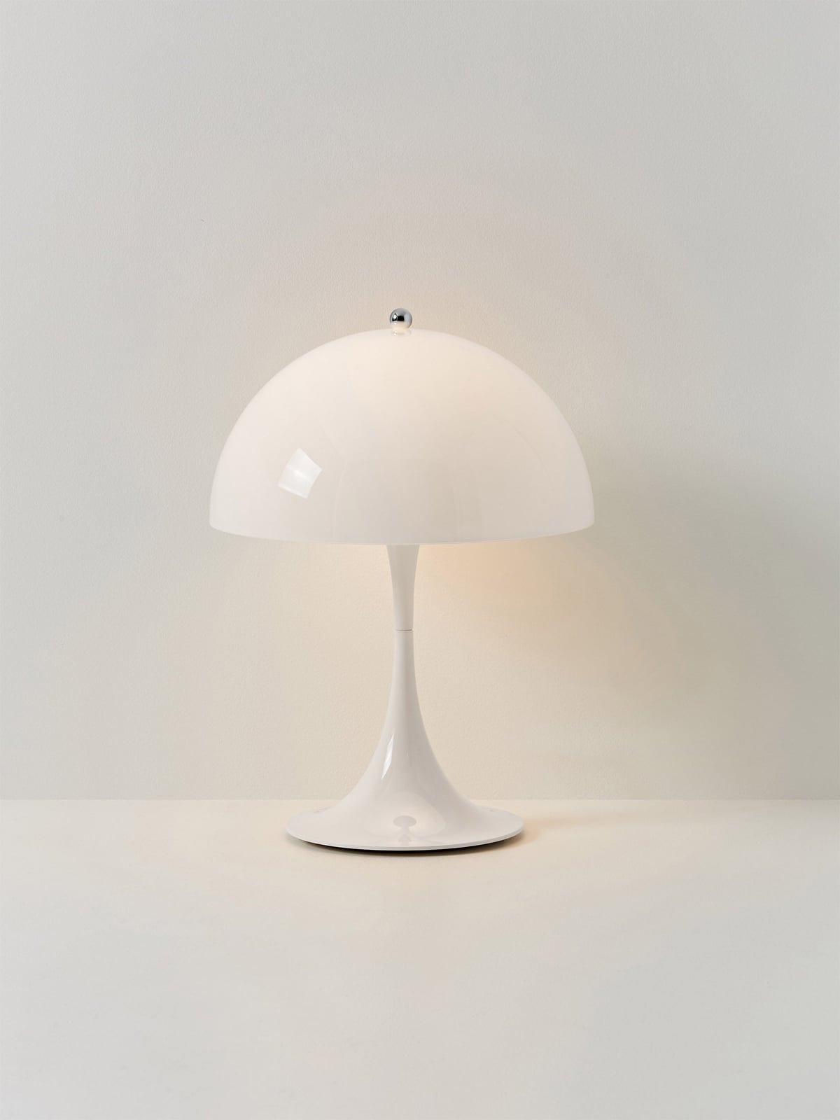 Dimmable Portable LED Table Lamp Panthella 250, Design Verner Panton
