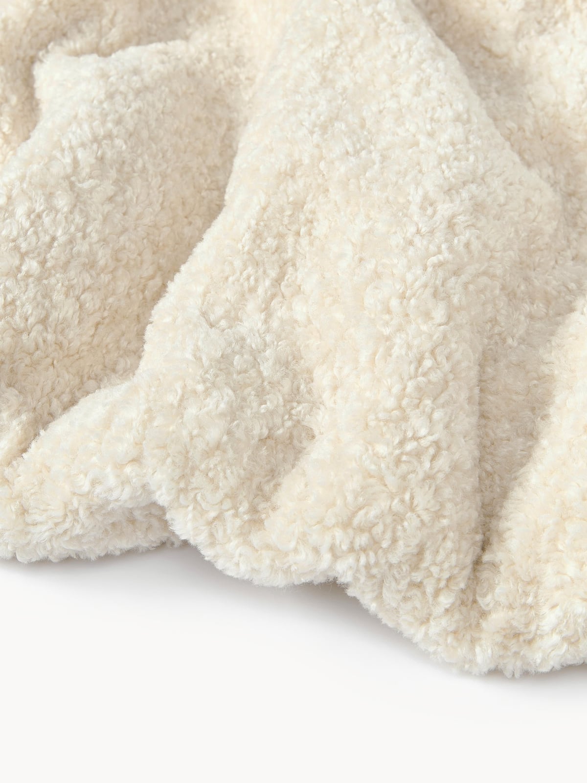 Dotty Teddy Blanket