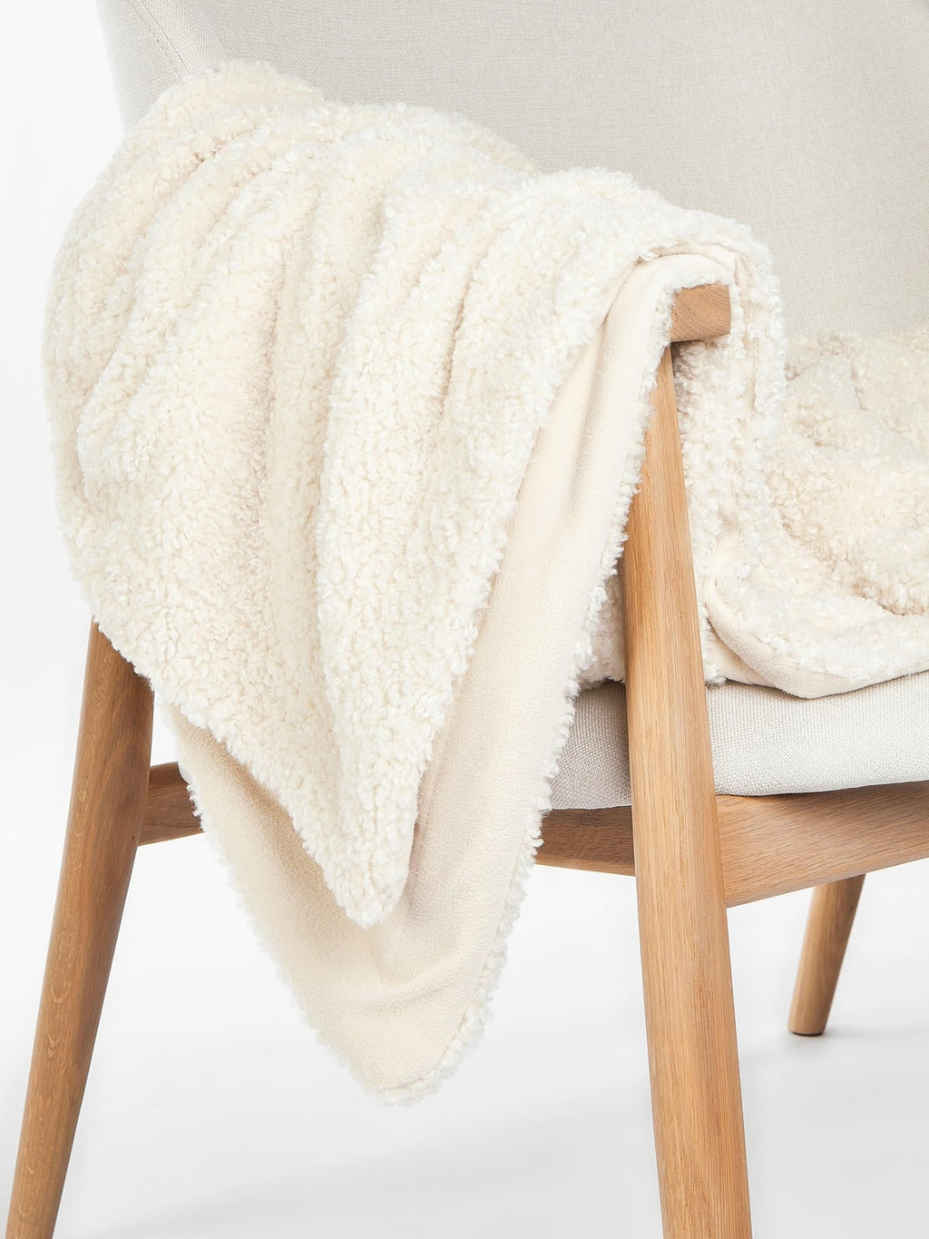 Dotty Teddy Blanket
