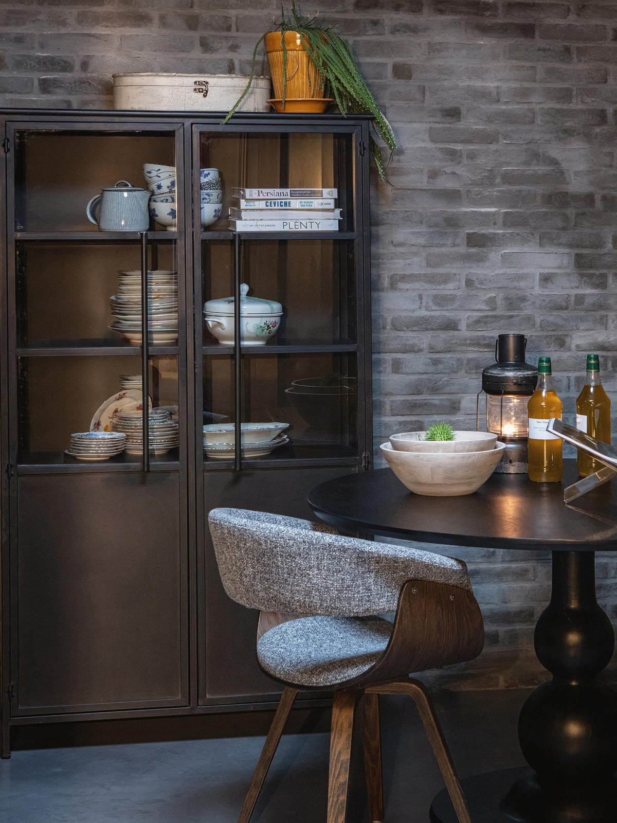 Exhibit Metal Display Cabinet