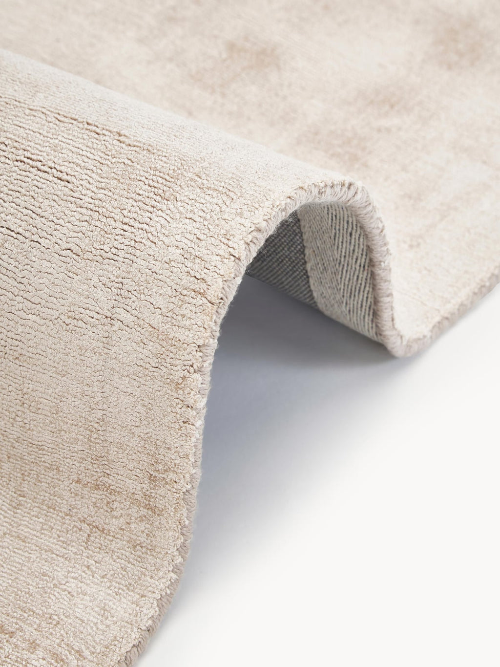 Jane Hand-Woven Viscose Rug