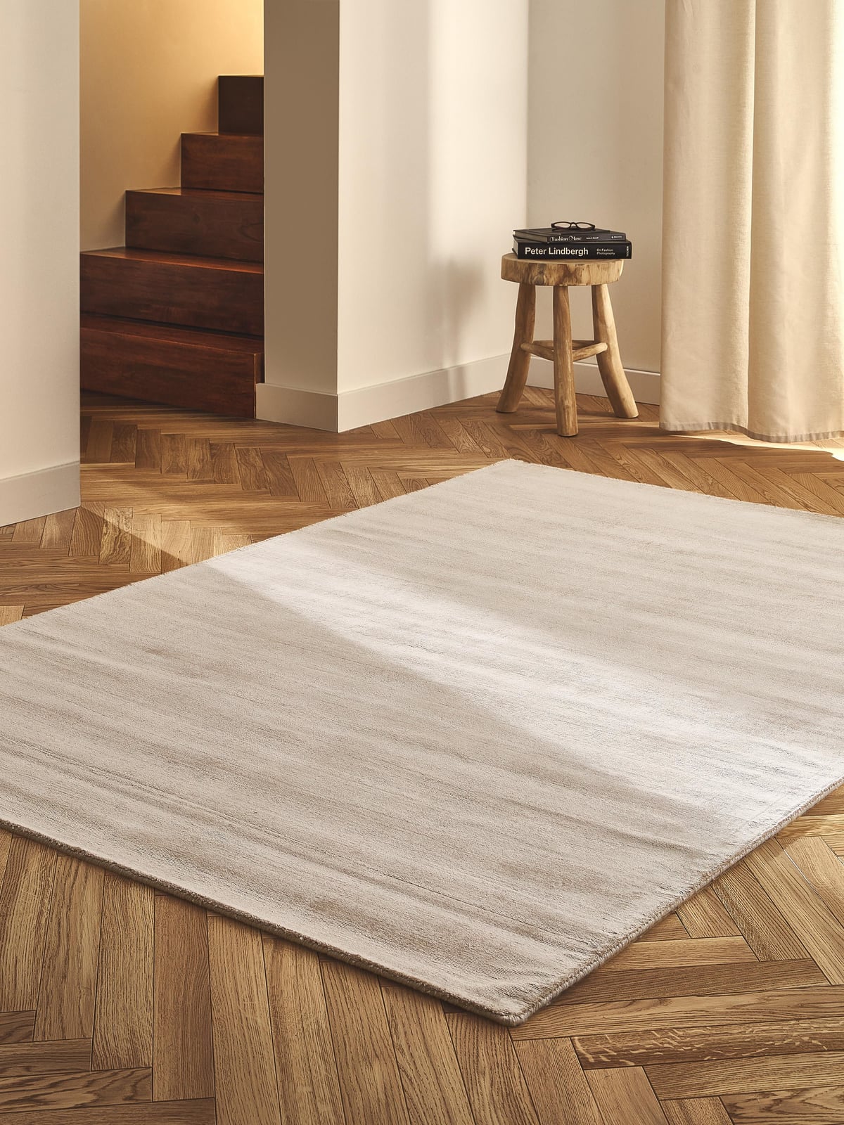 Jane Hand-Woven Viscose Rug