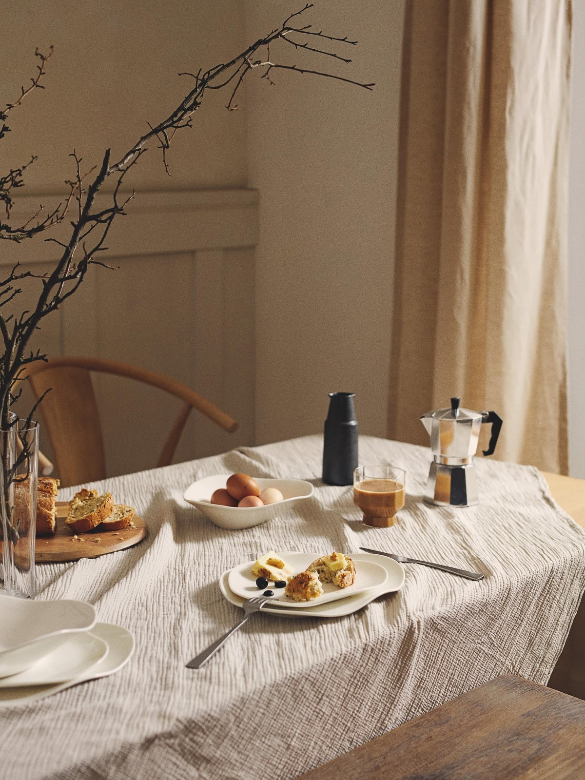 Joana Organic Shaped Porcelain Tableware Set, 4 people, Set of 12