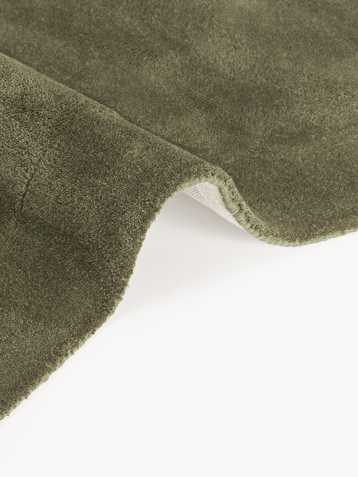 Kadey Organic-Shaped Hand-Tufted Wool Rug