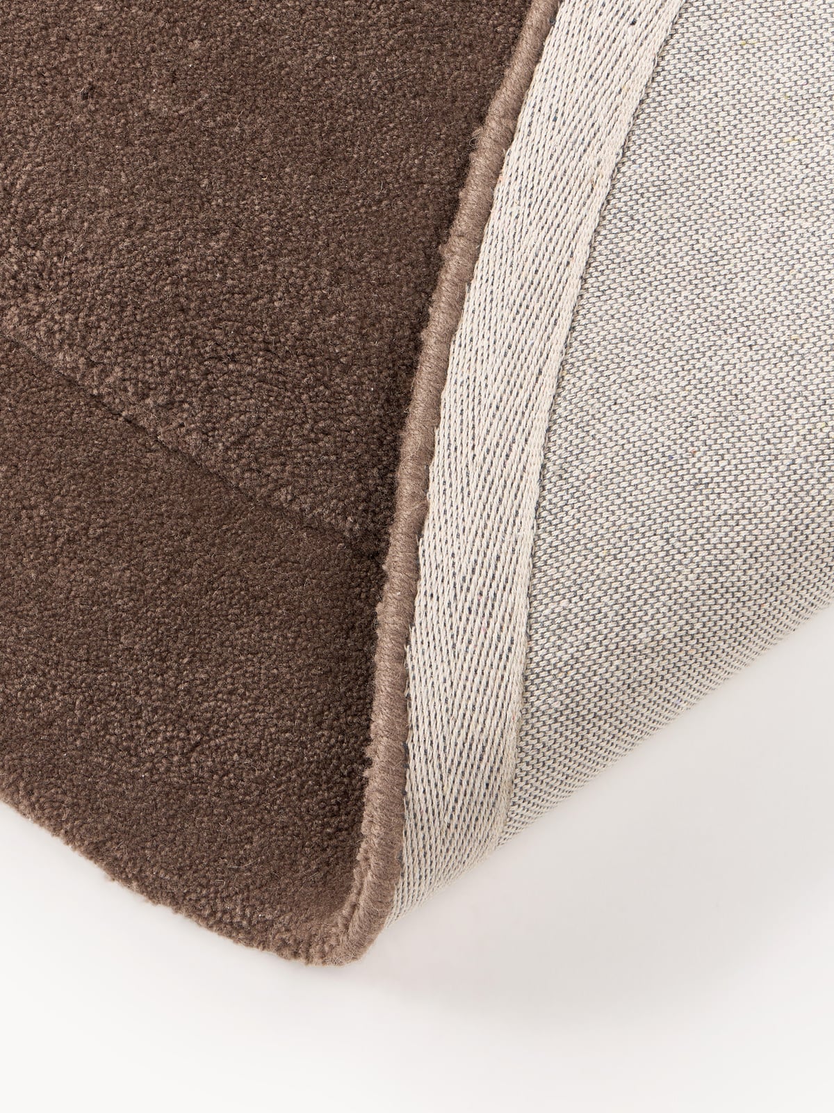 Kadey Organic-Shaped Hand-Tufted Wool Rug