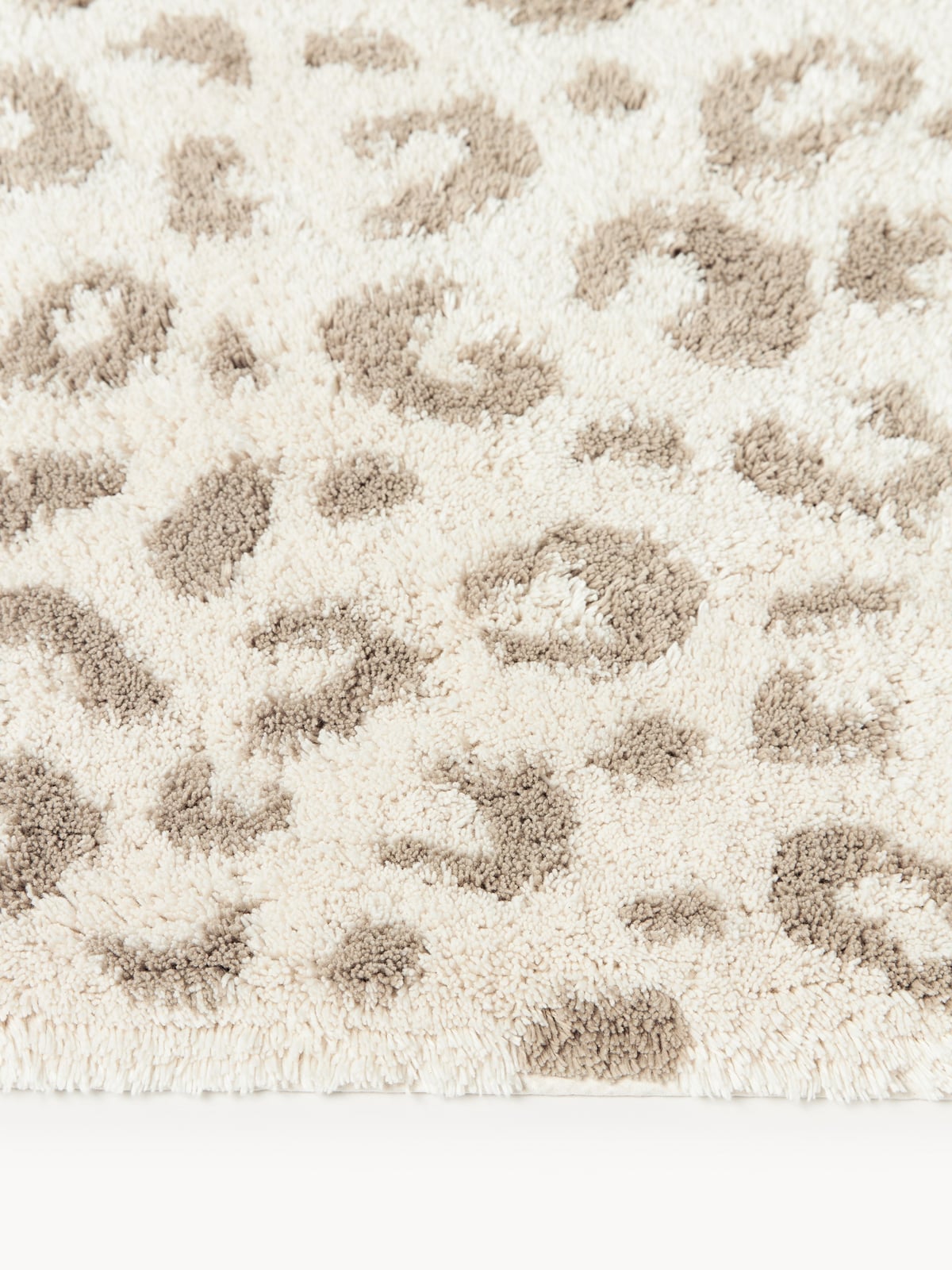 Leo Non-Slip Bath Mat