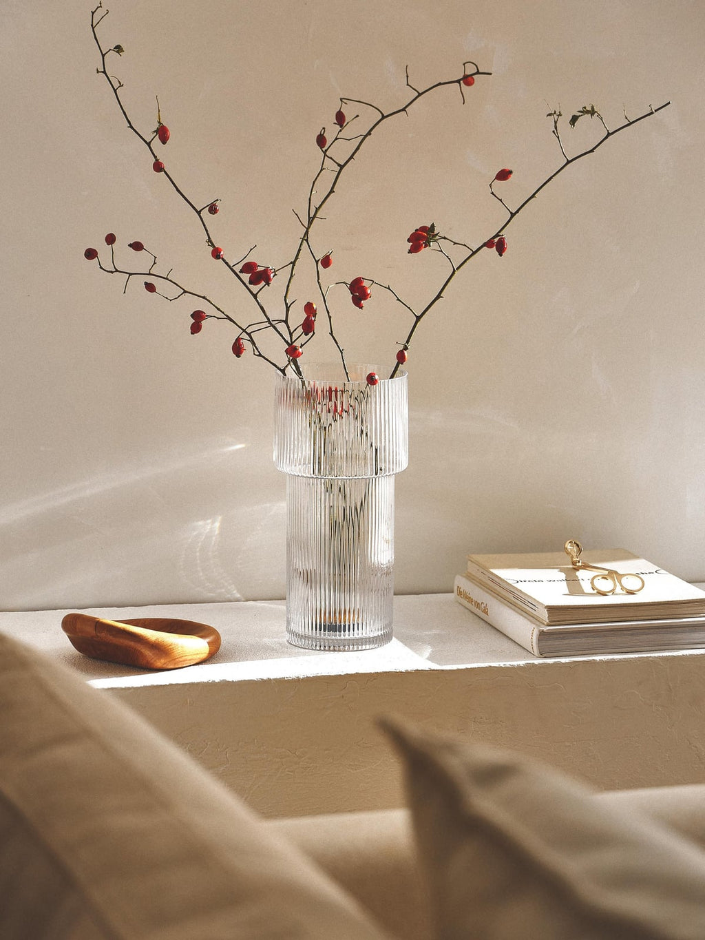 Lija Glass Vase with Ribbed Surface, H 30 cm