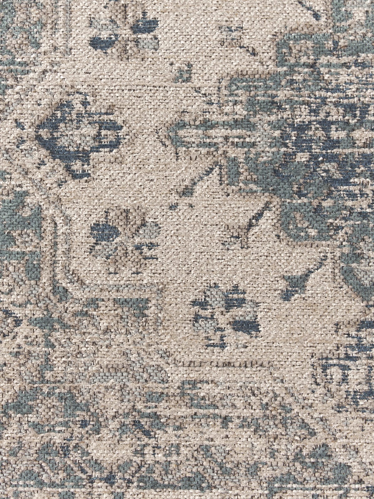 Mahdi Hand-Woven Chenille Rug