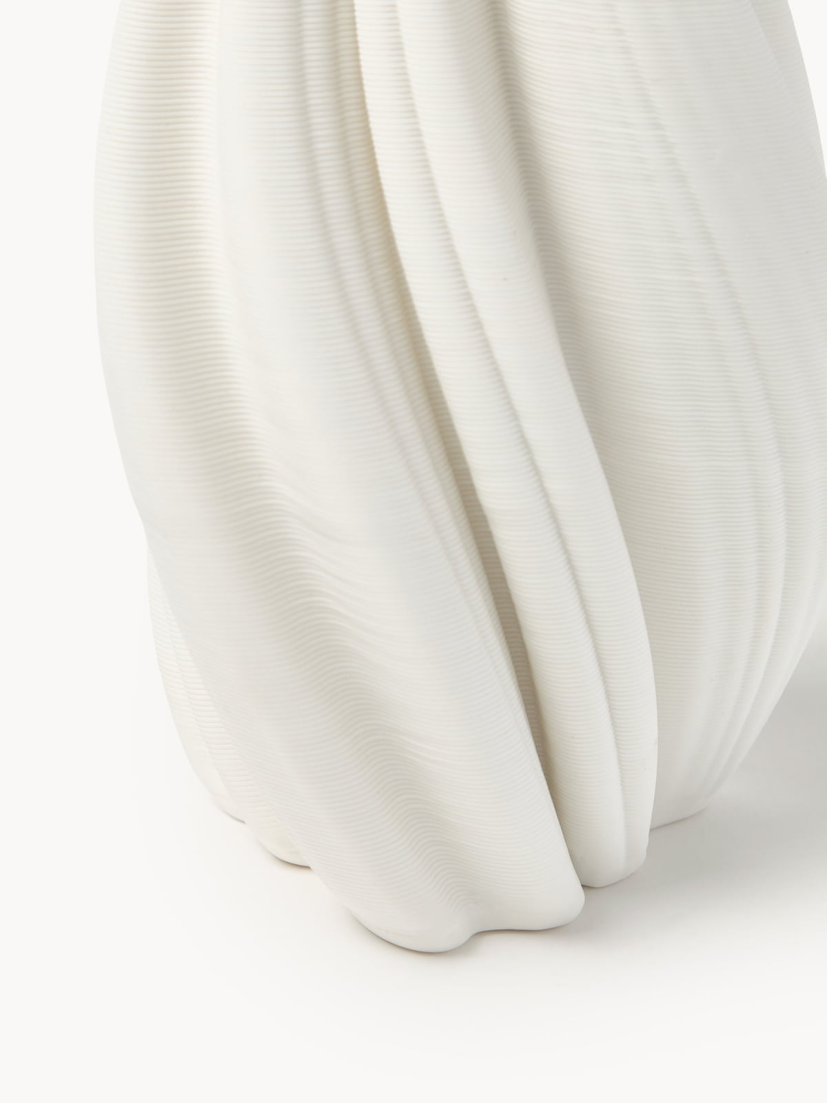 Melody 3D Printed Porcelain Vase, H 18 cm