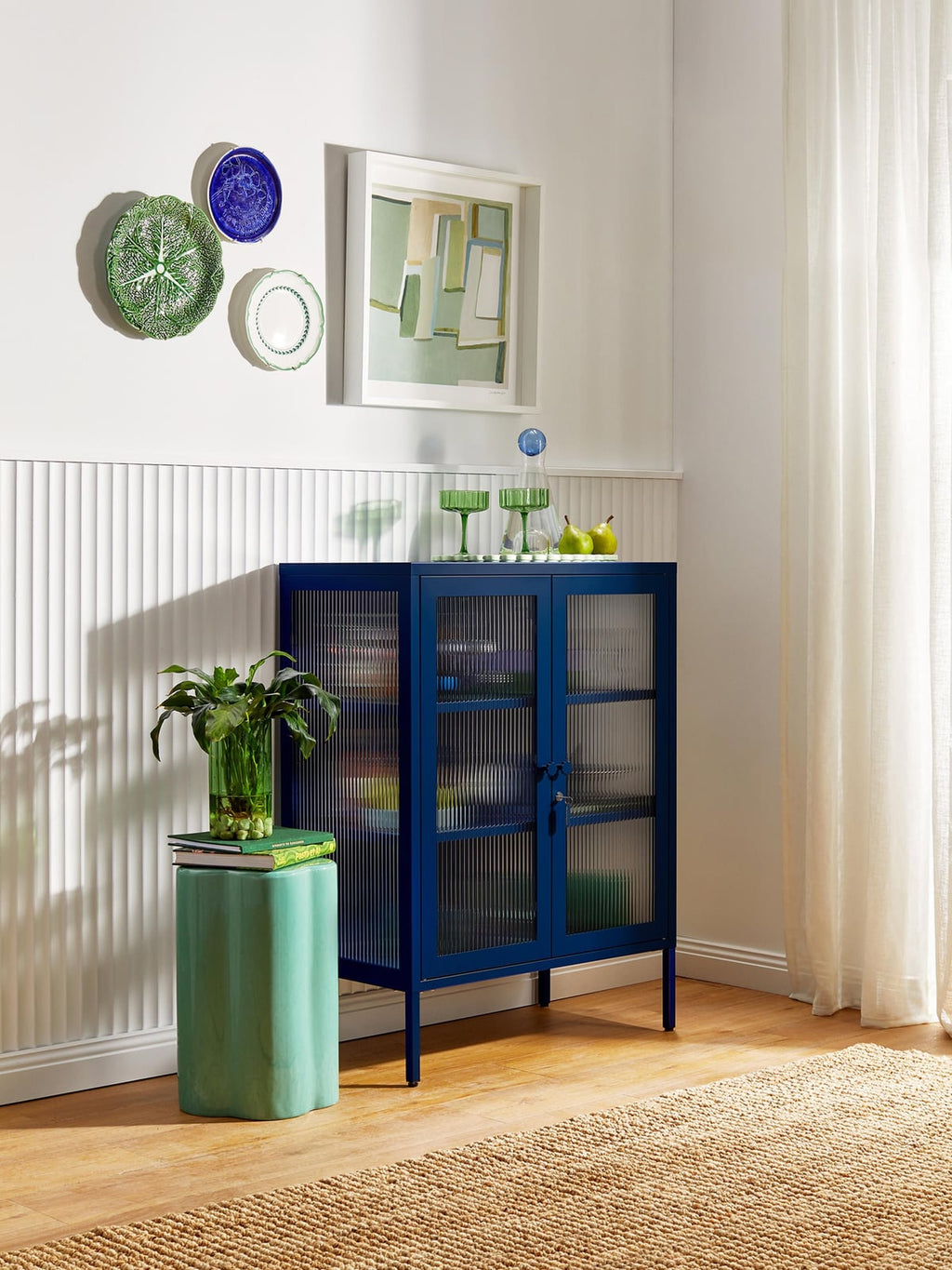 Mixer Metal Display Cabinet The with Ribbed Glass