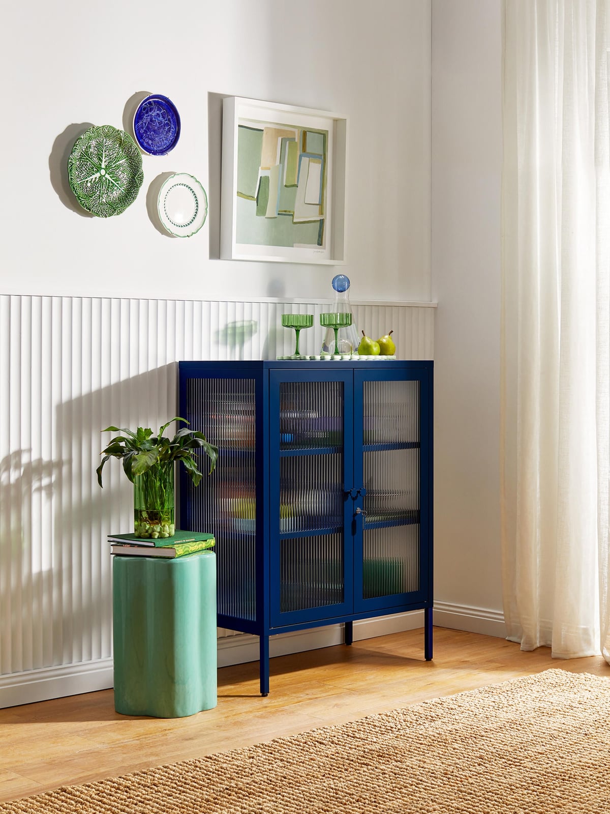 Mixer Metal Display Cabinet The with Ribbed Glass