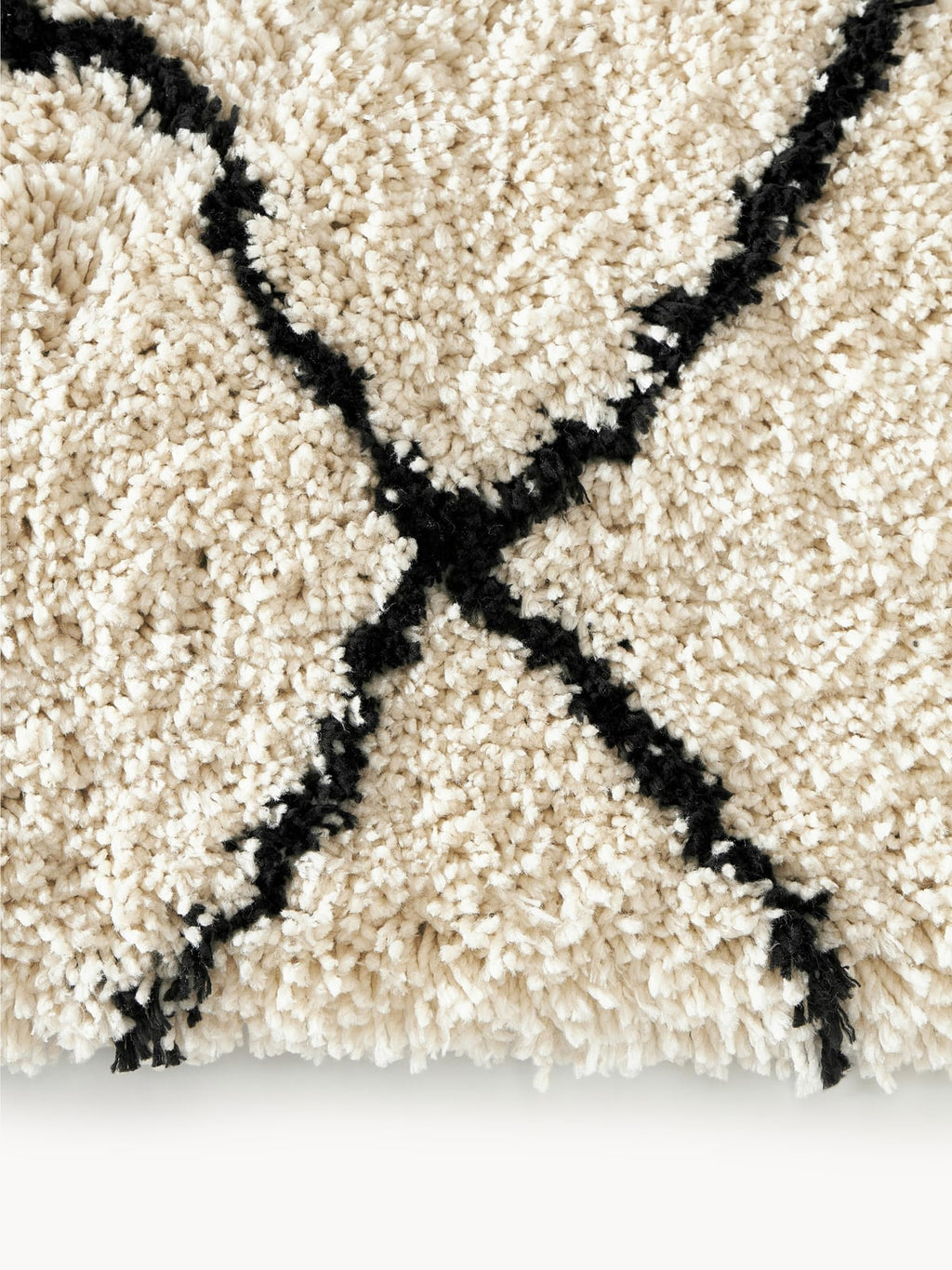 Naima Hand-Tufted Fluffy High-Pile Rug