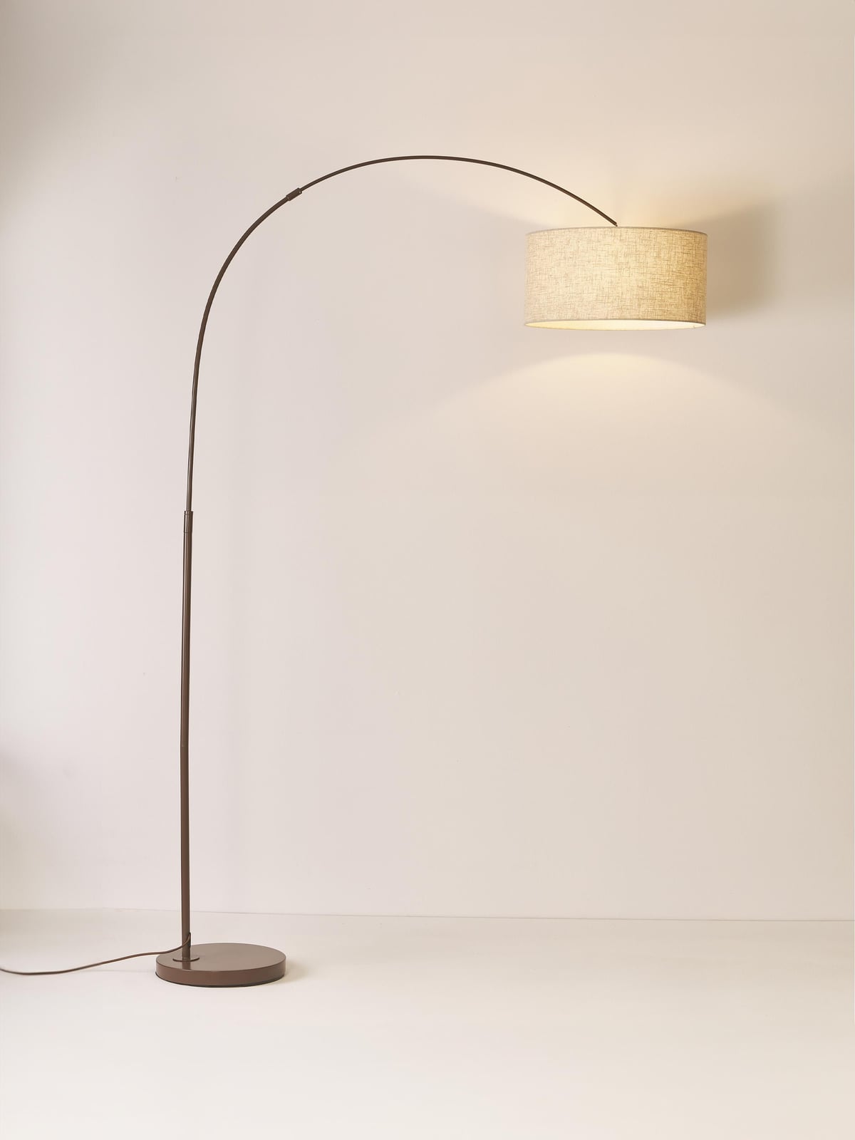 Niels Large Arc Lamp
