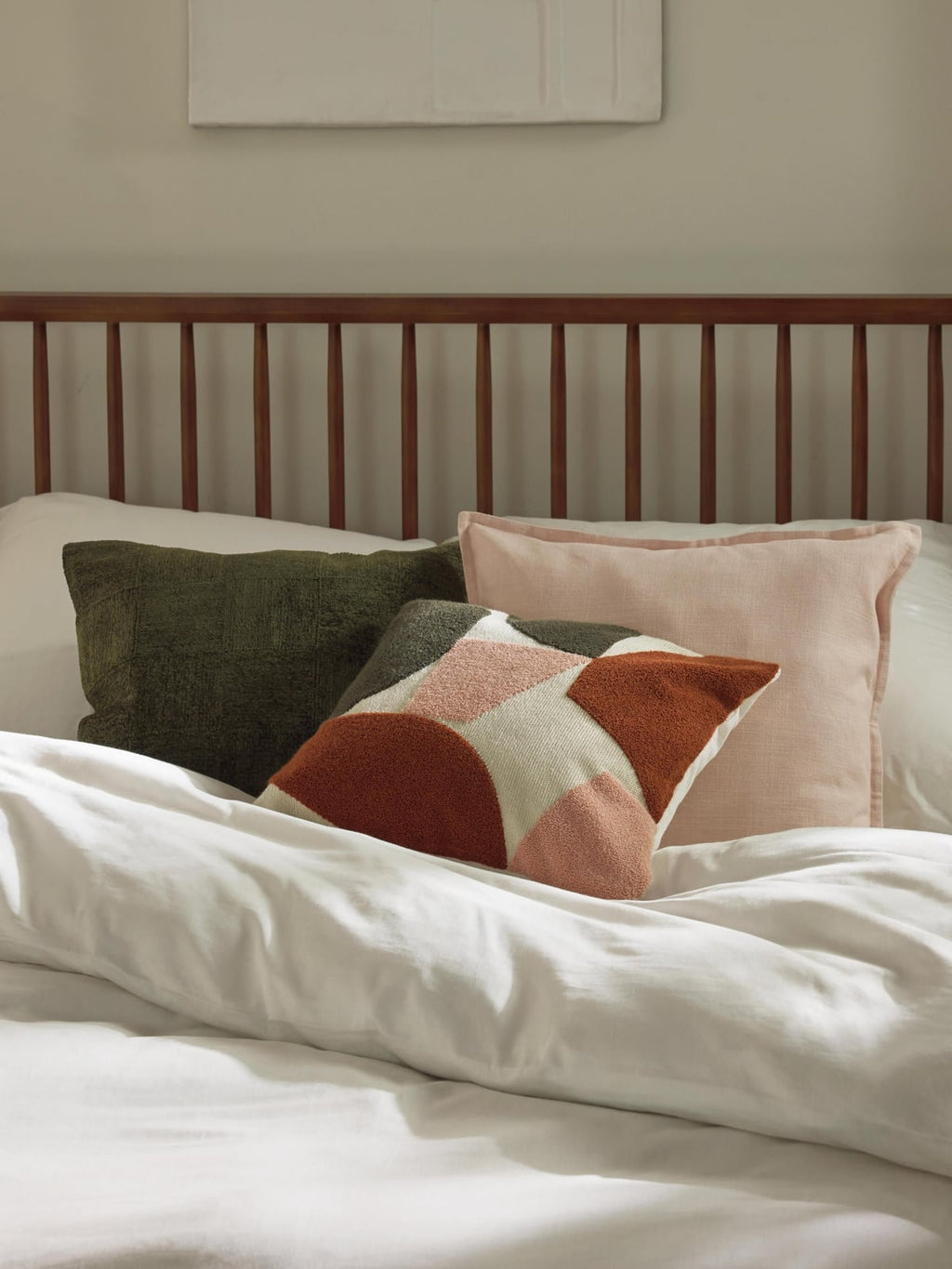 Nomi Cotton Cushion Cover with Abstract Decoration