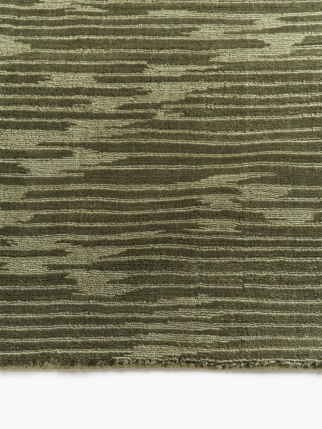 Oriana Hand-Woven Lyocell Rug