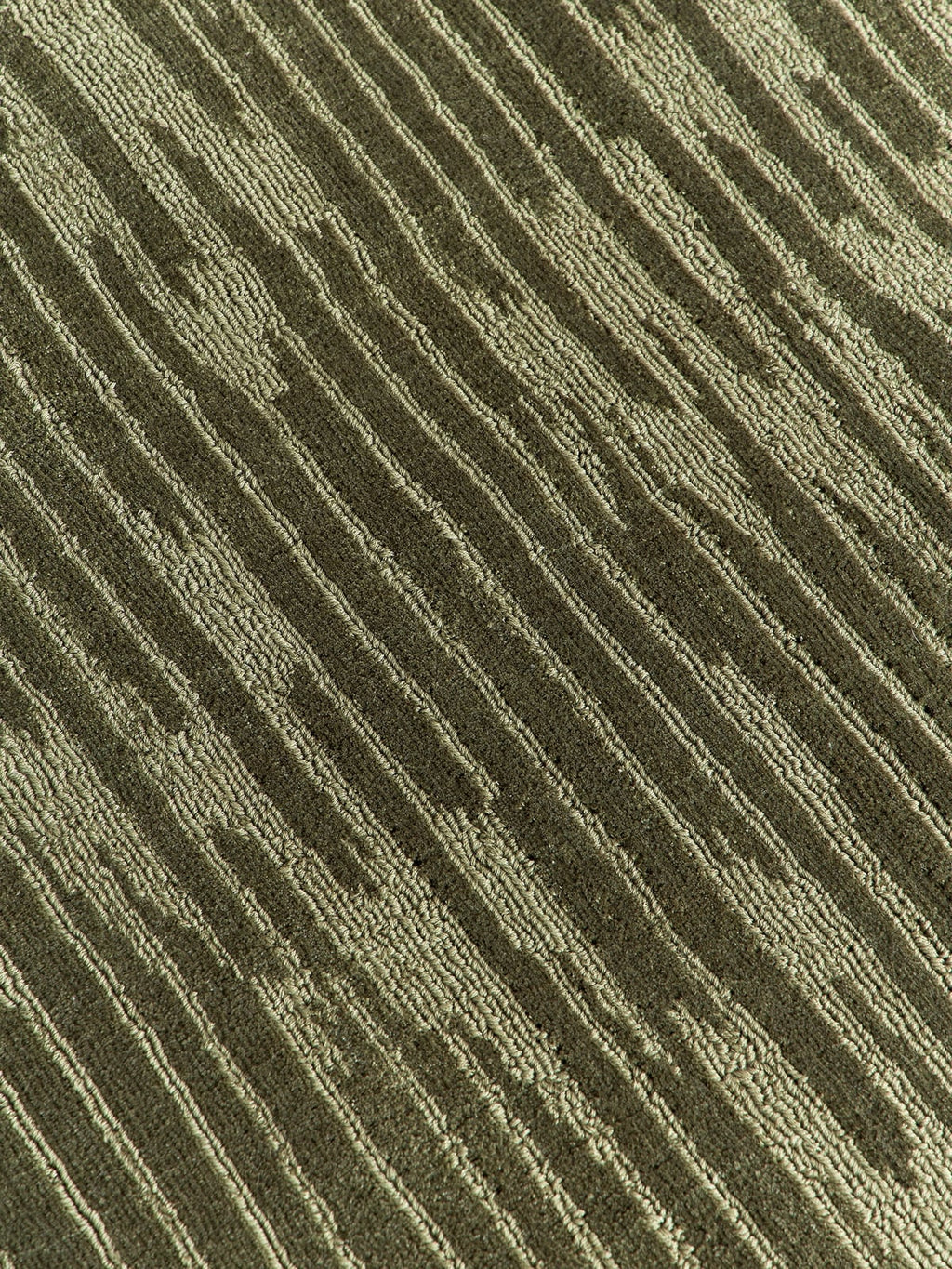 Oriana Hand-Woven Lyocell Rug