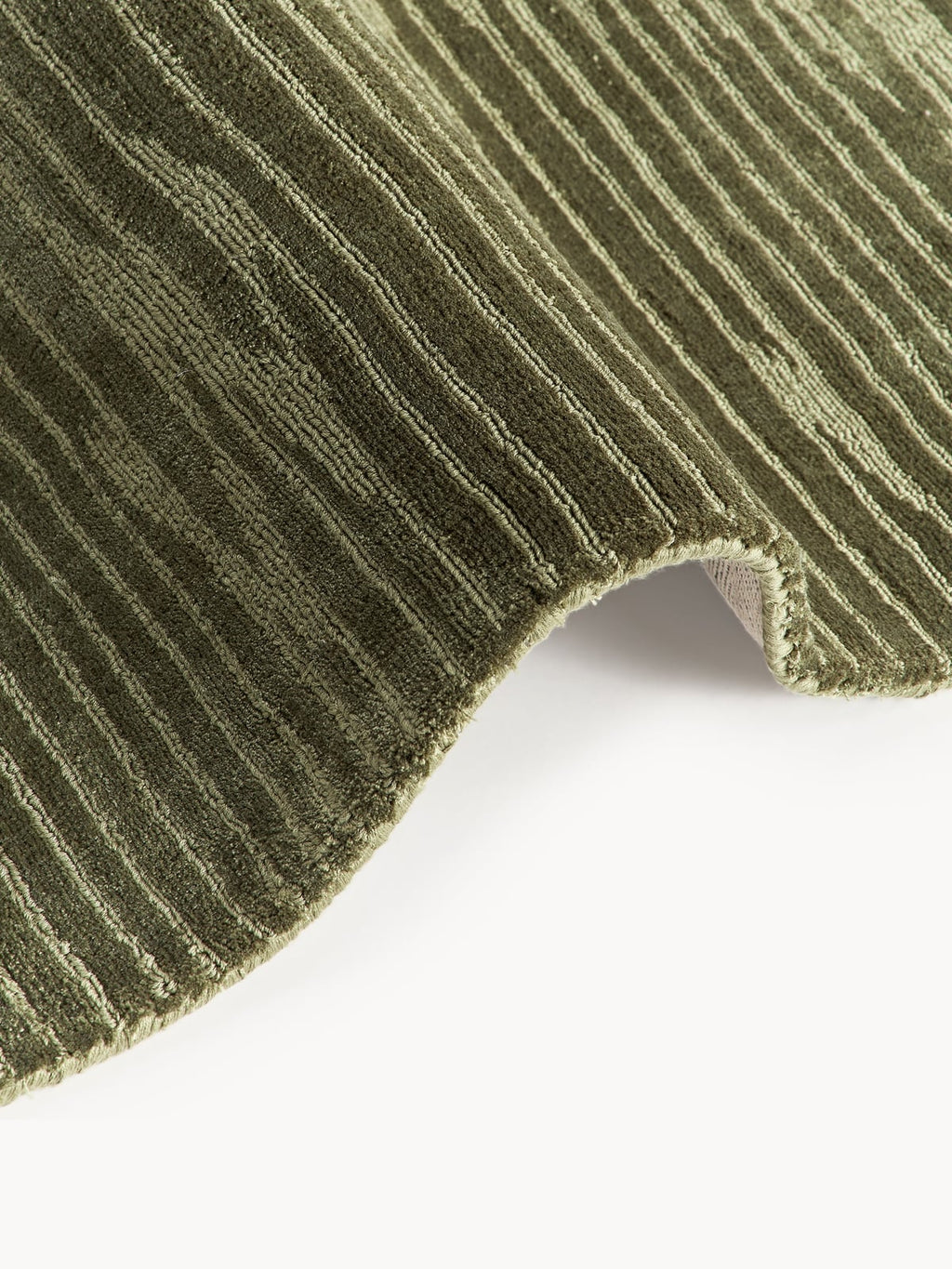 Oriana Hand-Woven Lyocell Rug