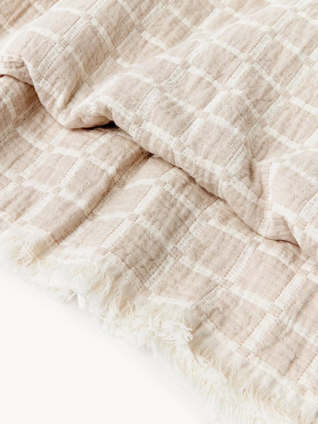 Ronia Washed Muslin Bedspread with Fringes