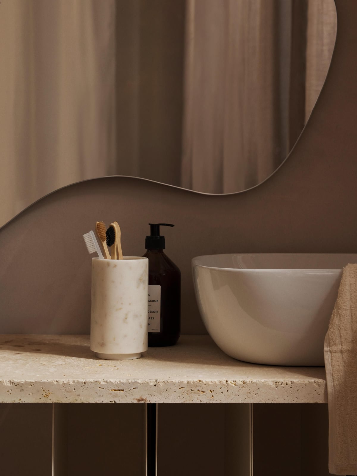 Simba Marble Toothbrush Holder
