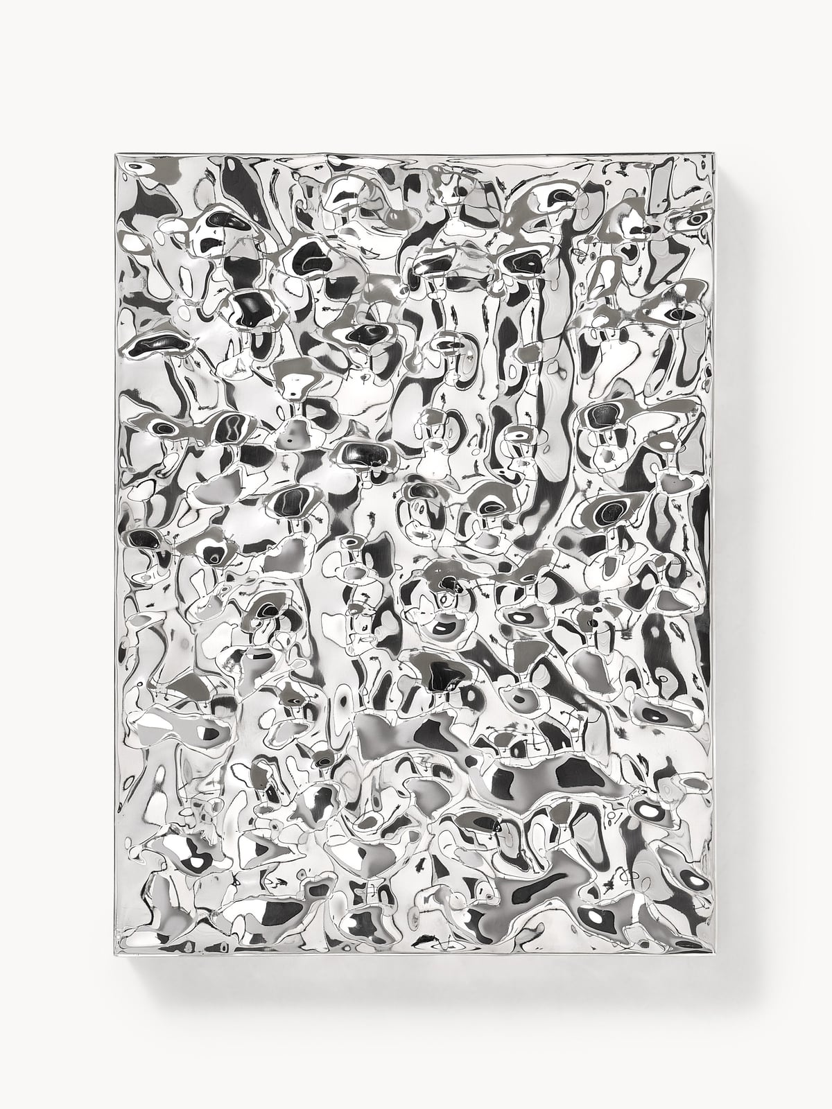 Splash Wall Object with Hammered Surface