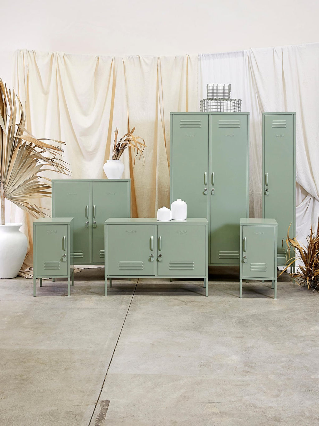 Twinny Small Metal Wardrobe The