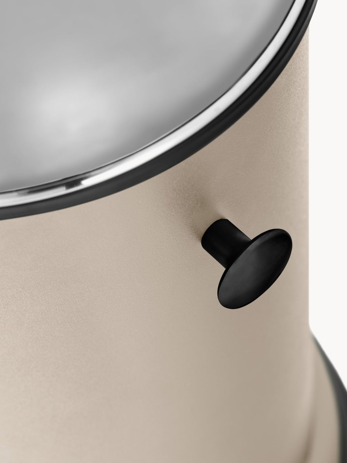 Vipp15 Waste Bin with Pedal Function