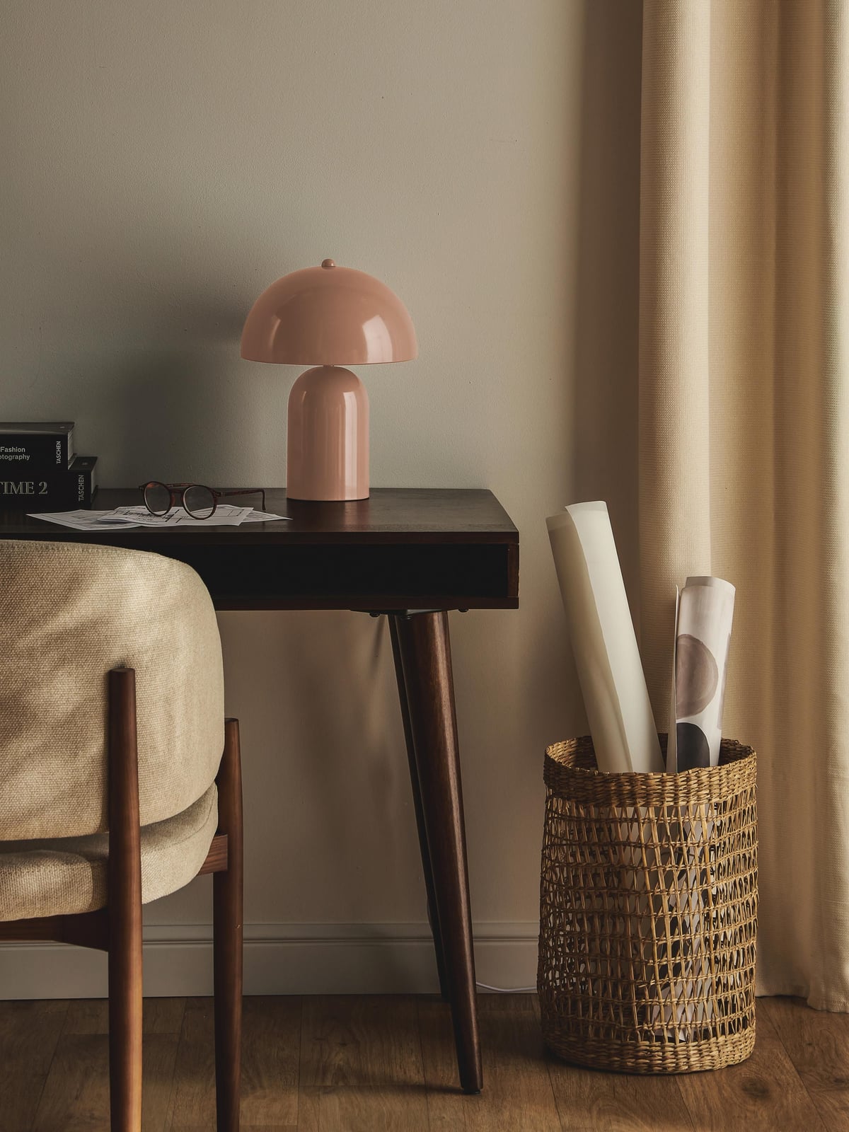 Walter Small Retro Table Lamp