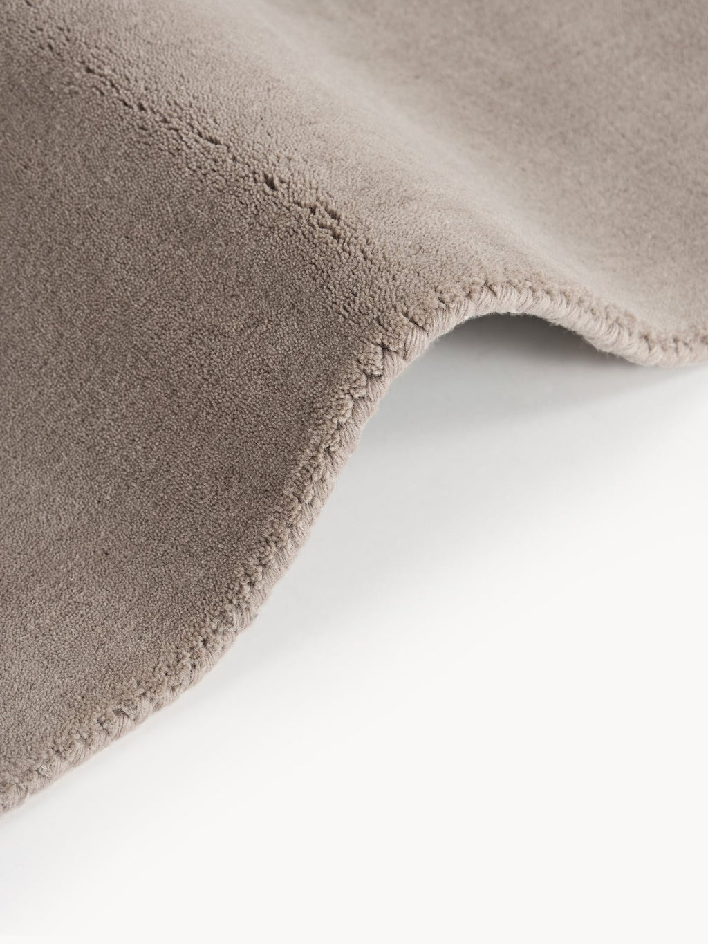 Zayne Hand-Tufted Wool Rug